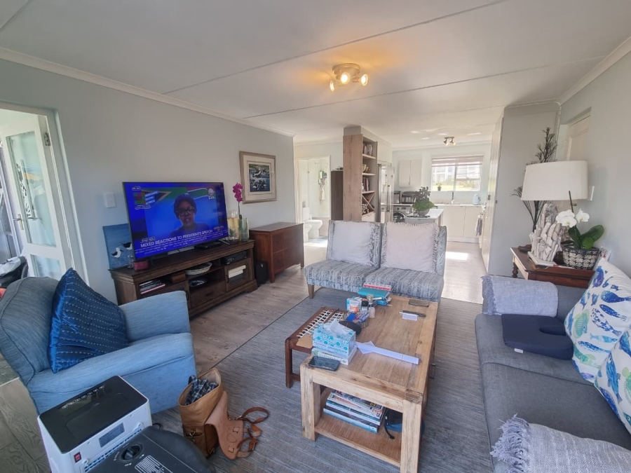 To Let 2 Bedroom Property for Rent in Big Bay Western Cape